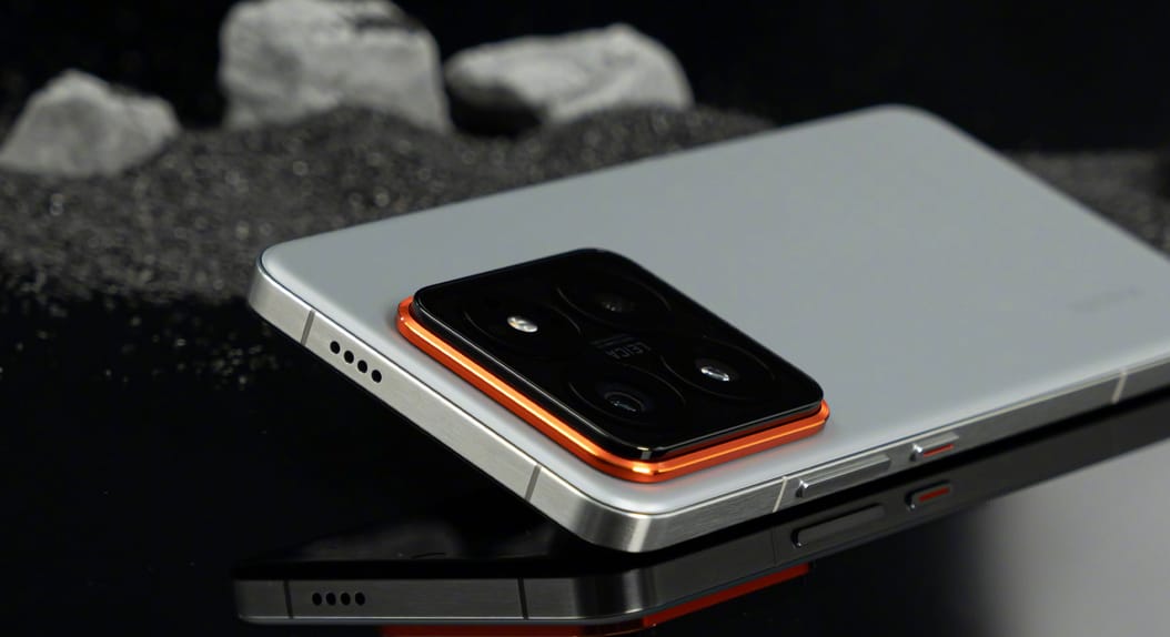 Xiaomi turns ceramic and titanium into smartphone art 4 Xiaomi 14 Pro Titanium