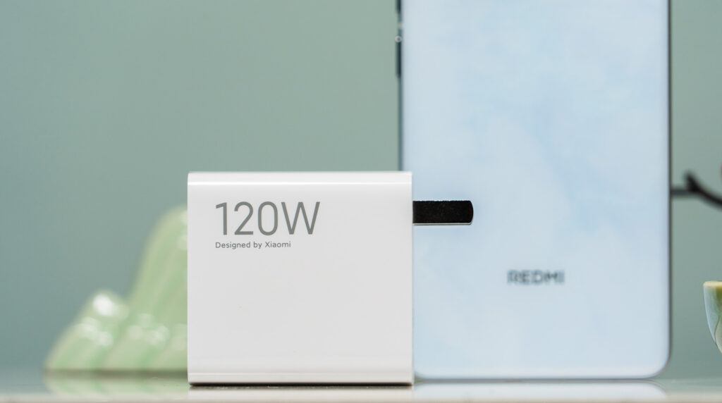 REDMI to introduce phone with 7000 mAh battery in 2025