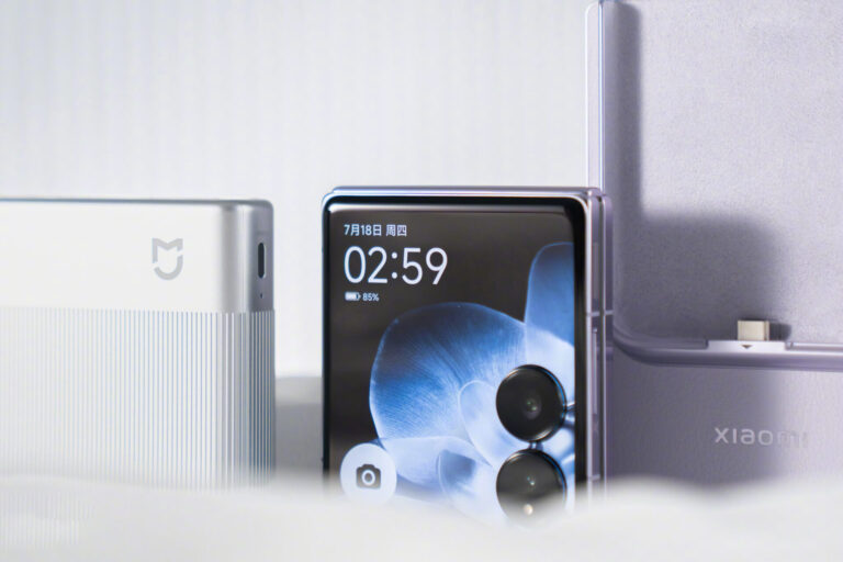 El Xiaomi MIX Flip 2 llegará este verano