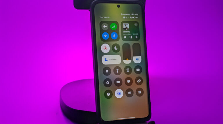 Install native iOS 18 control center in Xiaomi HyperOS 2