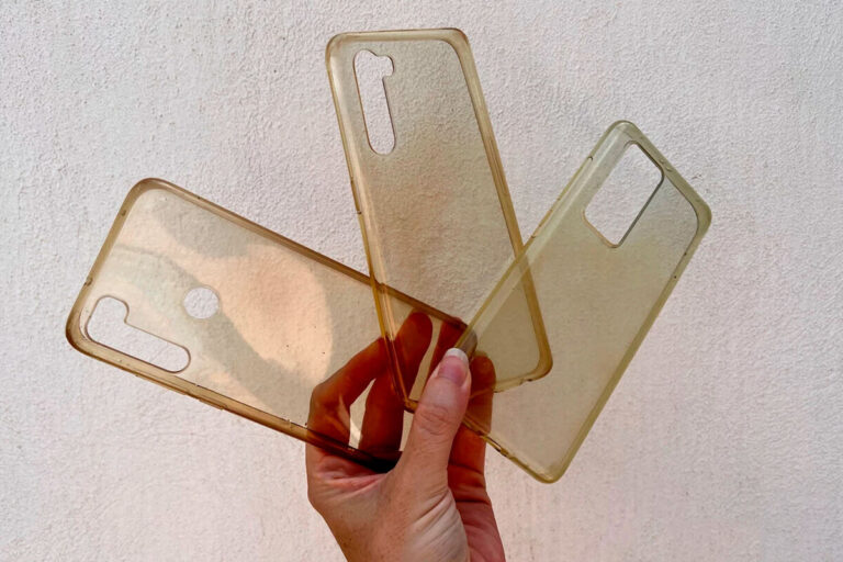 Yellow Xiaomi phone case fixed with these simple tricks