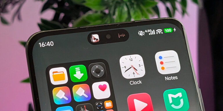 Xiaomi HyperIsland vs iOS Dynamic Island comparison