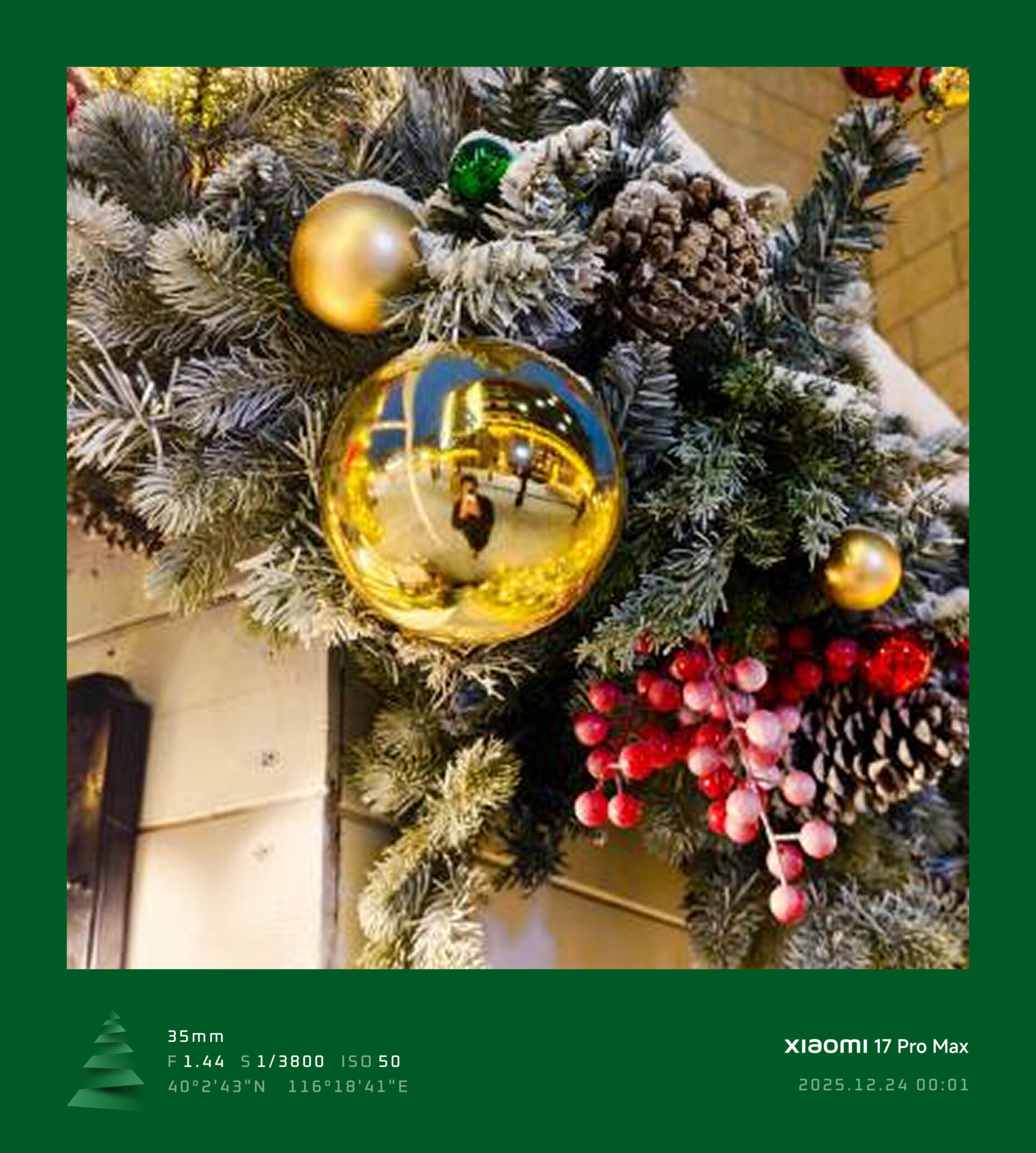 HyperOS 3 recibe marcas de agua navideñas para la cámara con 3 diseños y 9 estilos 8 Xiaomi new year watermark 7