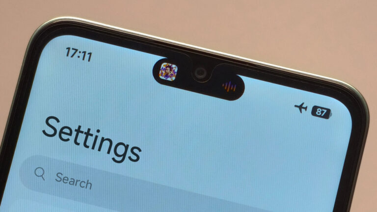 “Hyper Island” looks terrible on Redmi 14C’s waterdrop notch