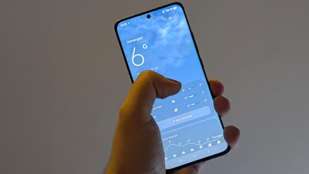 Weather app swipe up gesture